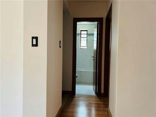 2 beds, 1 bath, 1,100 sqft, $2,750, Unit B19