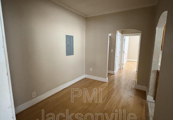 2908 POST ST