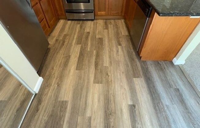 1 bed, 1 bath, 700 sqft, $1,720, Unit 217