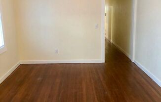 2 beds, 1 bath, $2,300, Unit 2530