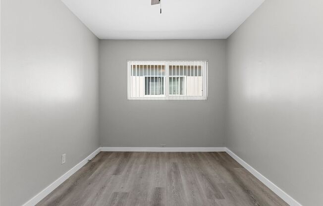 2 beds, 1 bath, 750 sqft, $2,295, Unit 201-05