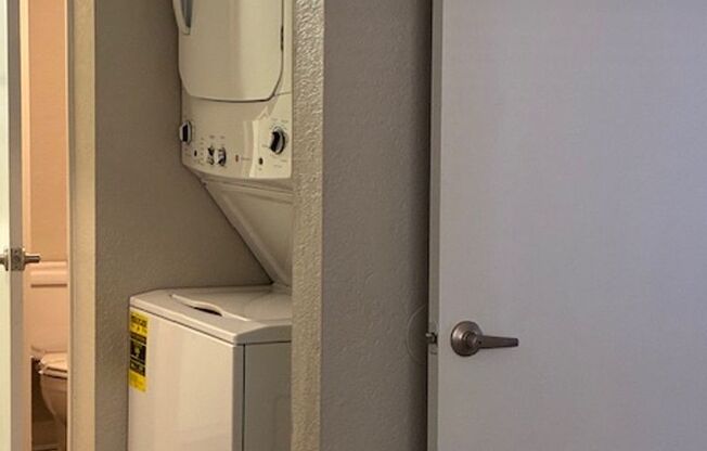 1 bed, 1 bath, 720 sqft, $1,099, Unit CA 1330-207