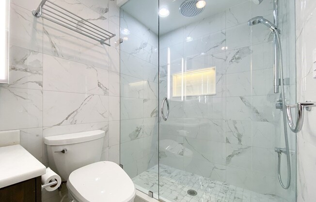 Studio, 1 bath, 427 sqft, $3,200, Unit 18D