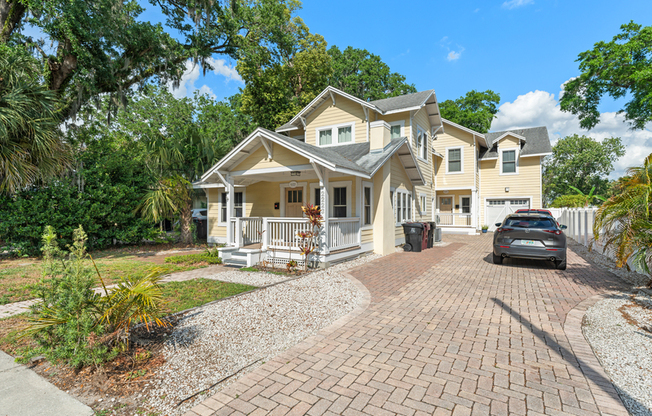 2223 AMHERST AVE