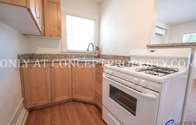 1 bed, 1 bath, 500 sqft, $1,049, Unit 15 - R