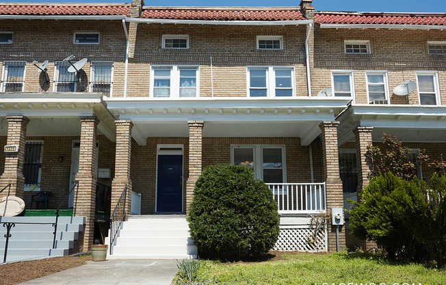 1323 RANDOLPH ST NW