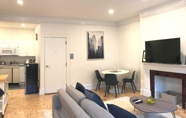 174 Newbury St Apt 2M