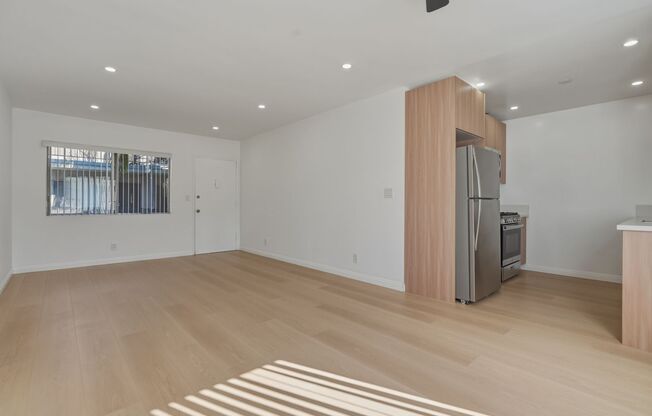 3869 Tilden Ave