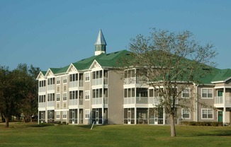 Apartment Building at Audubon Oaks, Lakeland, FL, 33809