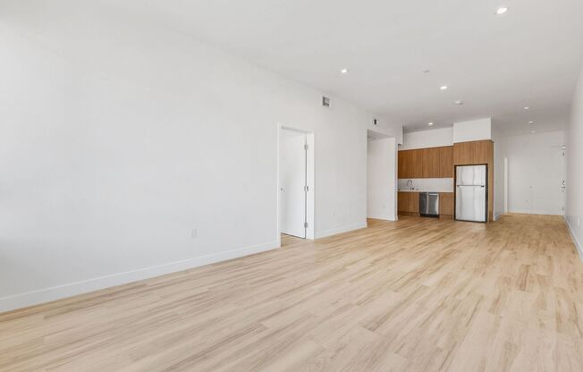 2 beds, 1 bath, 987 sqft, $3,495, Unit 201