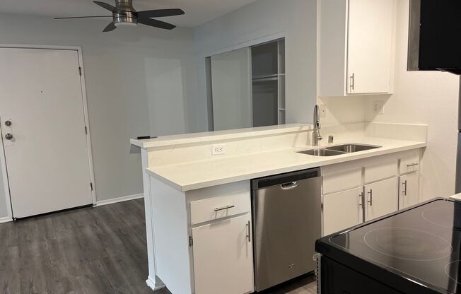 1 bed, 1 bath, 695 sqft, $1,598, Unit 314
