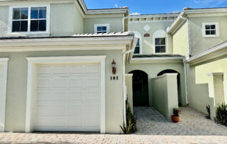 1335 MARIPOSA CIR