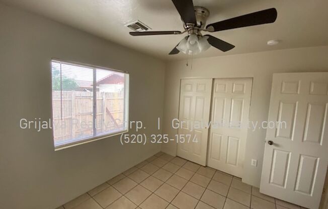 2 beds, 1 bath, 800 sqft, $1,050