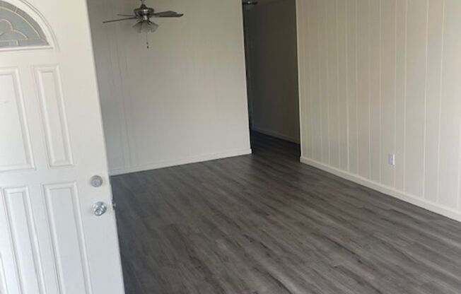 3 beds, 2 baths, 1,296 sqft, $3,895, Unit 78