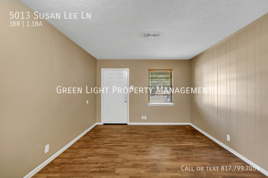5013 SUSAN LEE LN