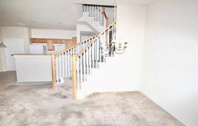 3 beds, 2.5 baths, $1,995, Unit # 102