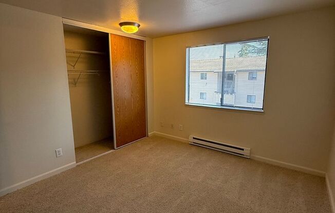 2 beds, 1 bath, 830 sqft, $1,950, Unit F303