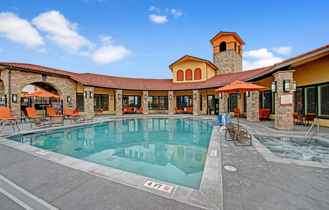 La Bella Vita Pool Jacuzzi Apartments in Colorado Springs, CO