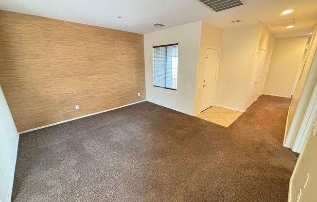 3 beds, 2 baths, $1,850, Unit UNIT 2022