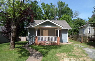 421 RENSSELAER AVE