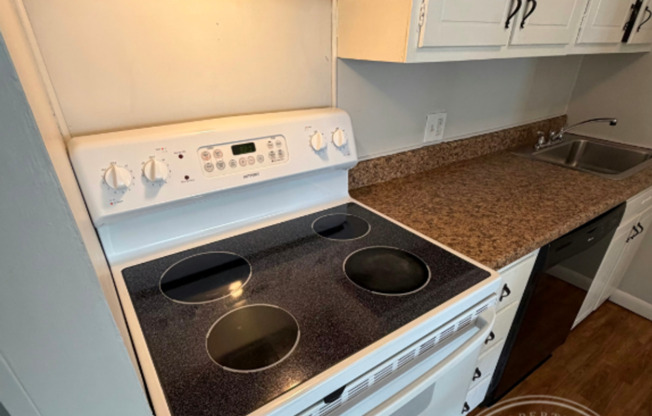 575 N Main St/ 33 Prospect St