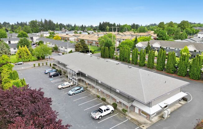 1 bed, 1 bath, 576 sqft, $1,175, Unit 19