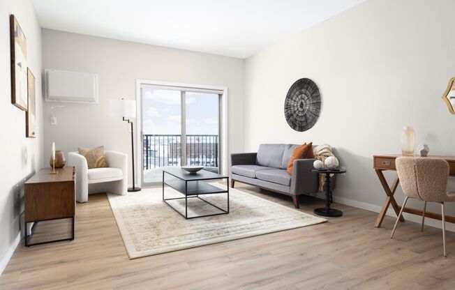 2 beds, 2 baths, 1,070 sqft, $1,365, Unit 226