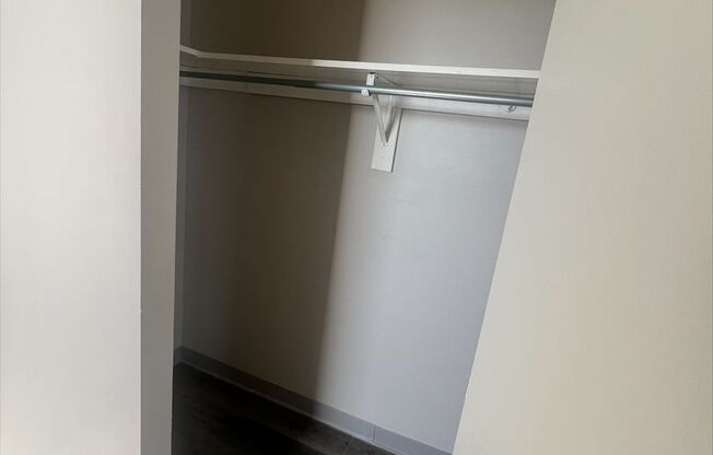2 beds, 2 baths, 866 sqft, $2,400, Unit 412
