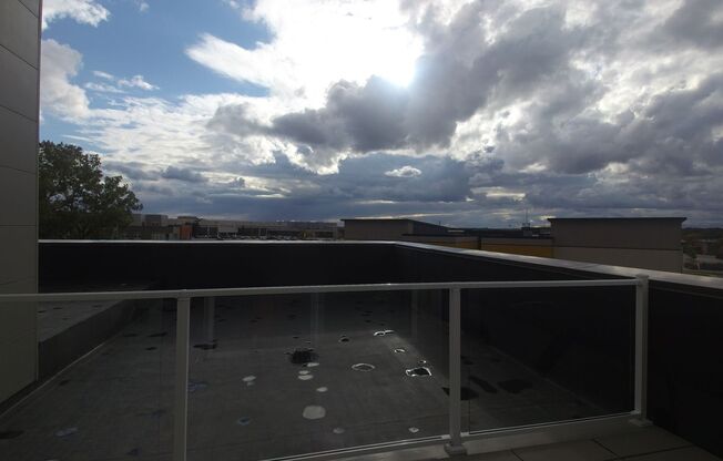 3 beds, 2 baths, 1,809 sqft, $2,550, Unit C310