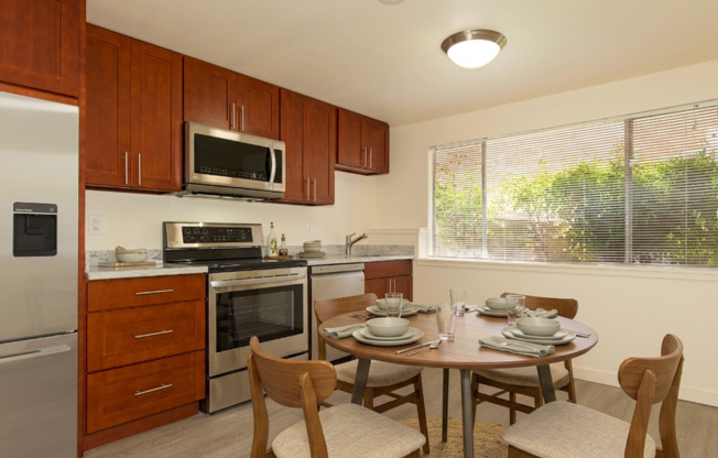 Phinney 12 Apartments