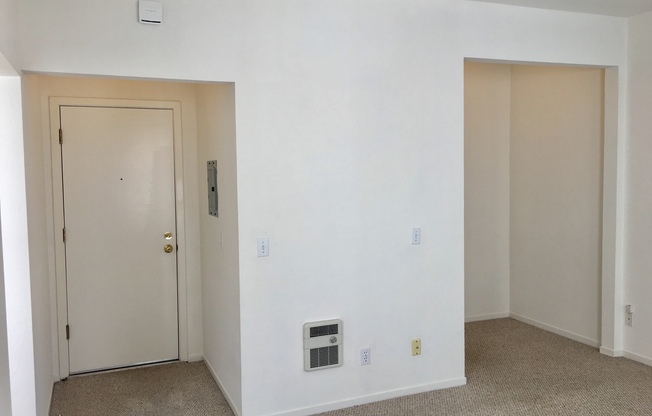 Sunny, Spacious Hayes Valley Studio. Central to everything! PROGRESSIVE