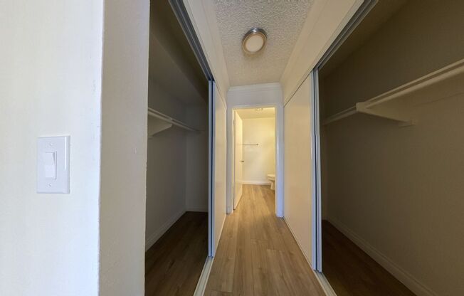 2 beds, 2 baths, 980 sqft, $2,295, Unit 4