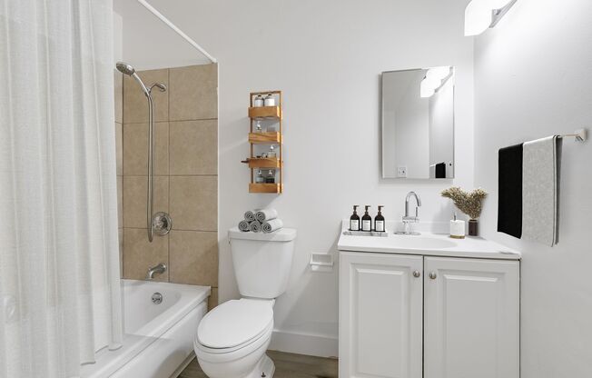 1 bed, 1 bath, 750 sqft, $1,375, Unit 58