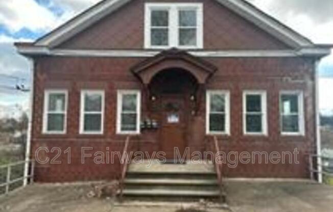 726 LARGE AVE