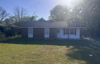 Newly Renovated Virginia Loop Road Home