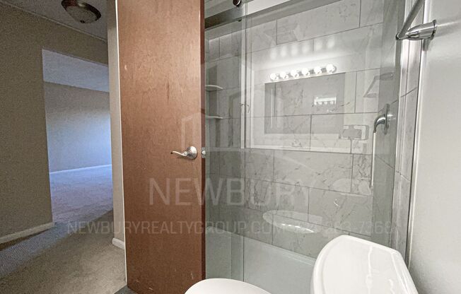 1 bed, 1 bath, 765 sqft, $995, Unit TH 405
