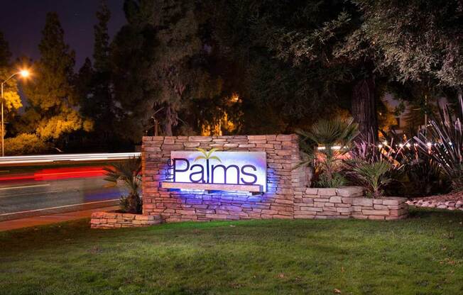 The Palms Monument Sign Sacramento Apartments for Rent l The Palms