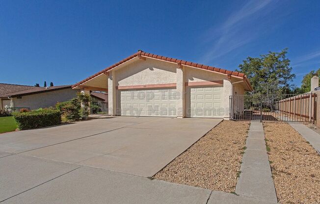 Spacious 3 bed, 2 bath Single-Level Home with Oversized Garage & RV Parking-AVAILABLE NOW!