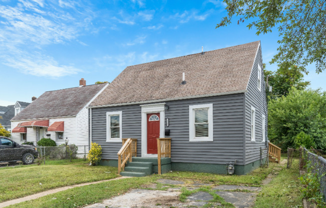 127 OAK ST