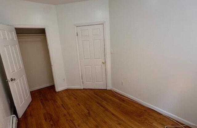 576 VANSICLEN AVE