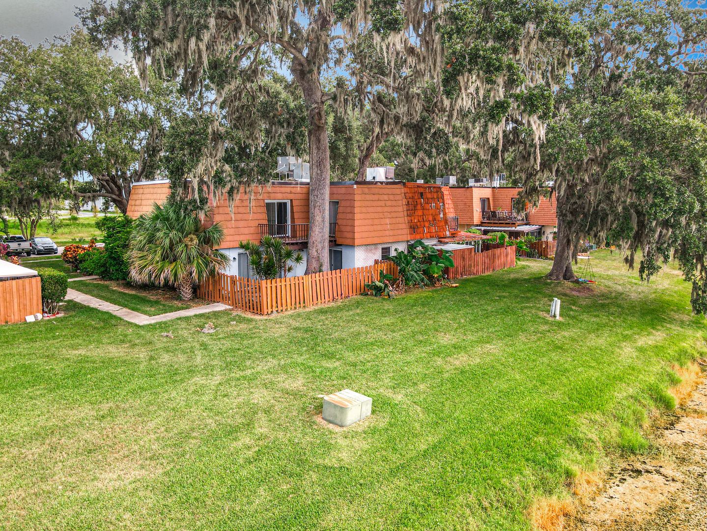 Coastal Charm Meets Modern Living: Your Dream Townhome in Port Orange Awaits!