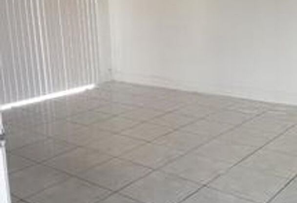 2 beds, 2 baths, 947 sqft, $2,000, Unit 615-205 (R)