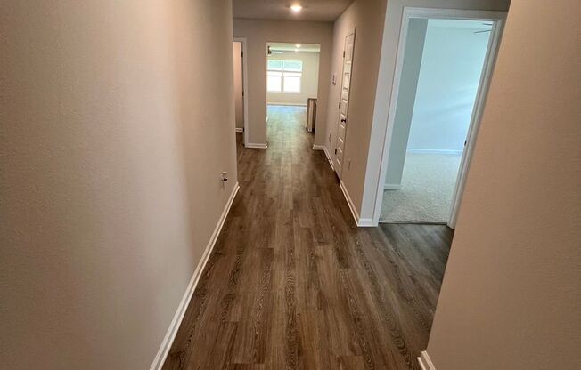 Must see 4 bed/2bath Pace Home