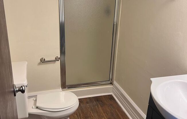 Studio, 1 bath, $1,049