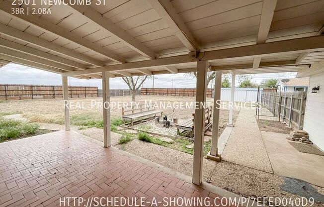 3 beds, 2 baths, 2,425 sqft, $1,745