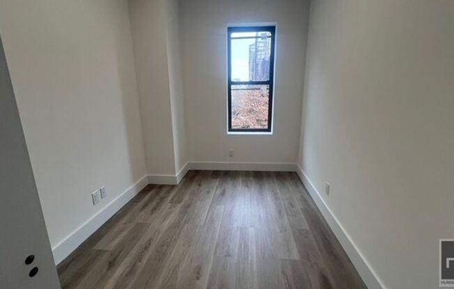 1 bed, 1 bath, $2,300, Unit 2F