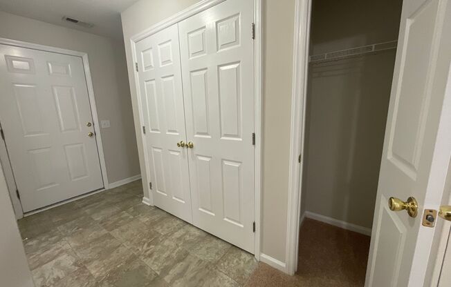 1 bed, 1 bath, 765 sqft, $1,125, Unit 2748-9