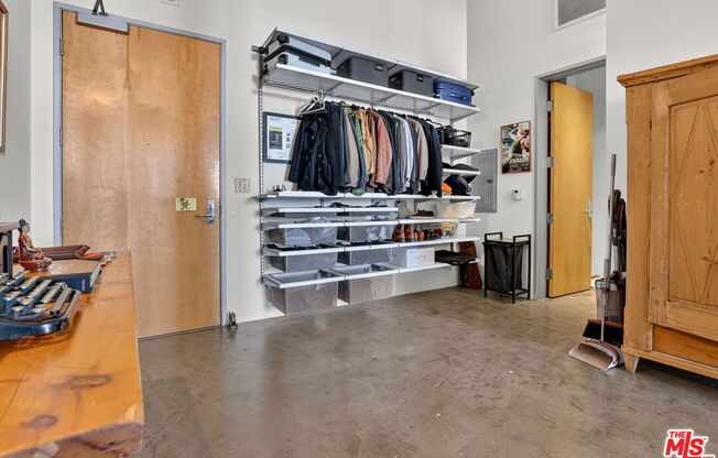 Studio, 1 bath, 1,147 sqft, $3,995, Unit 606