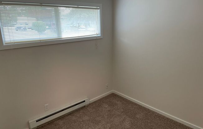 2 beds, 1 bath, $2,150