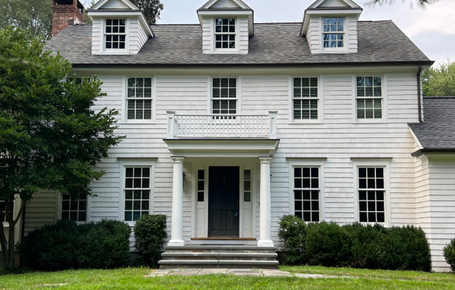 120 MERWINS LN
